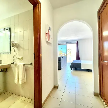 Estudio Con Wifi Y Piscina, Proximas Restaurantes En Tenerife Sur * アデヘ
